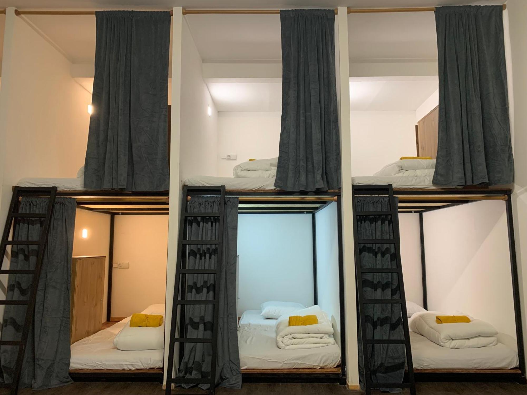 Spanglish Hostel بينايدورم المظهر الخارجي الصورة