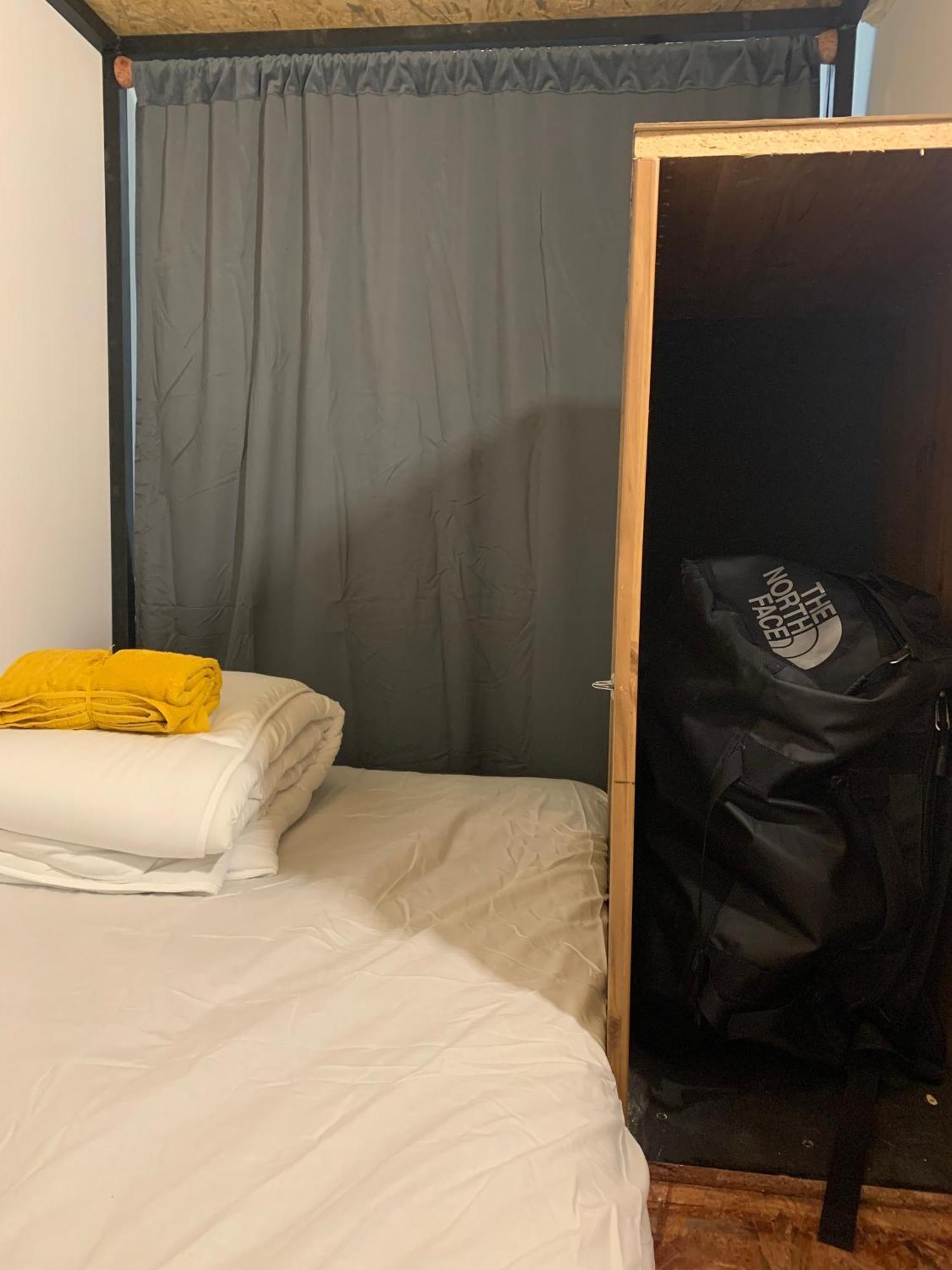 Spanglish Hostel بينايدورم المظهر الخارجي الصورة